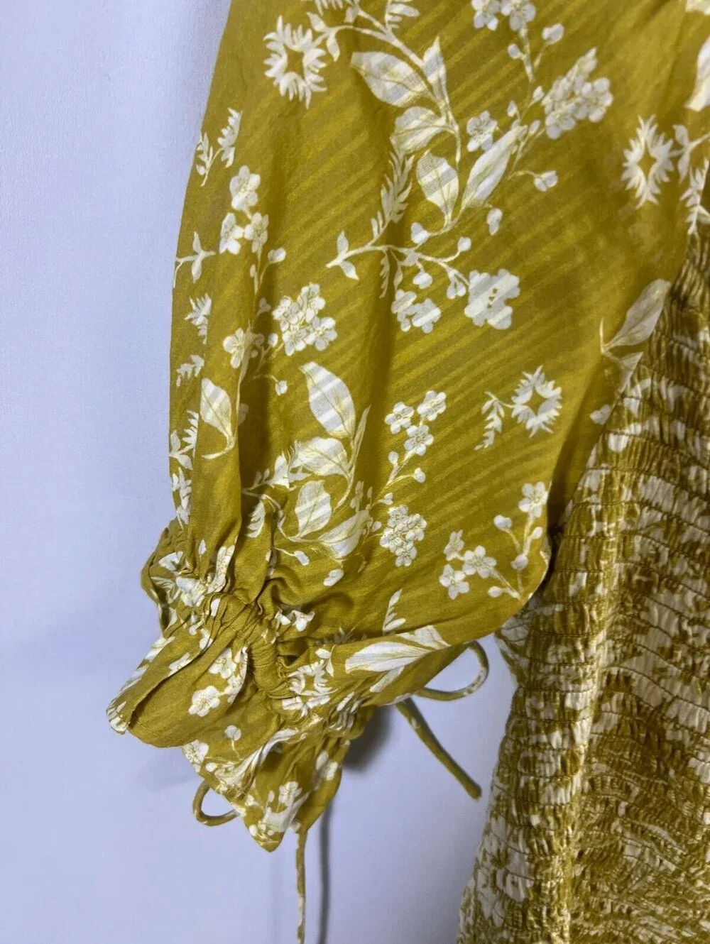 Anthropologie Floral Smocked Puff Sleeve Top Medium Mustard Yellow Boho